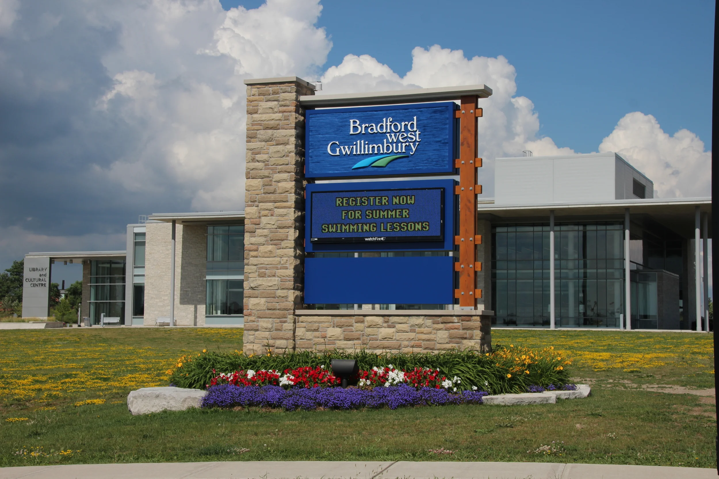 Bradford West Gwillimbury Gateway Sign