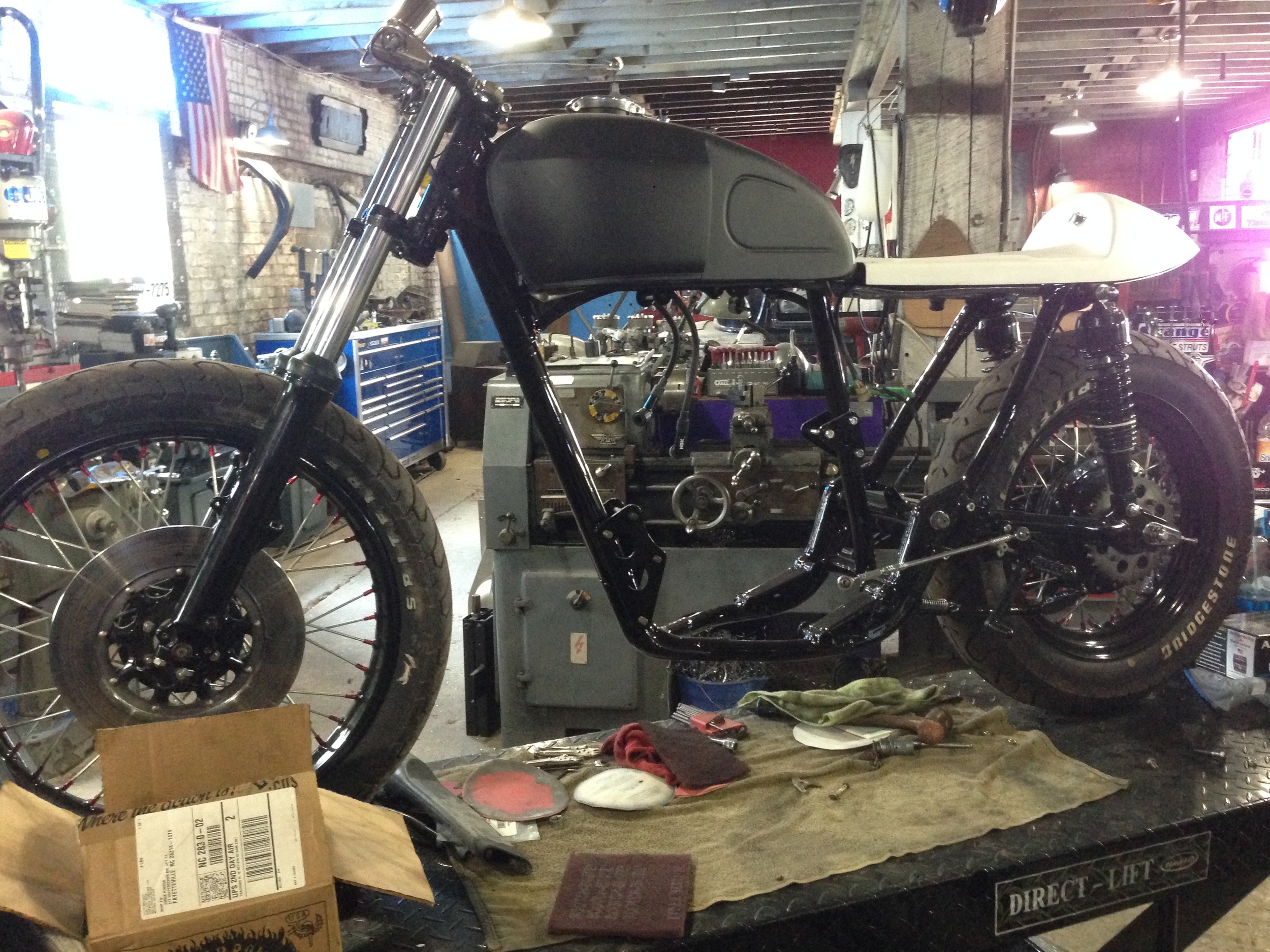 Cafe CB450