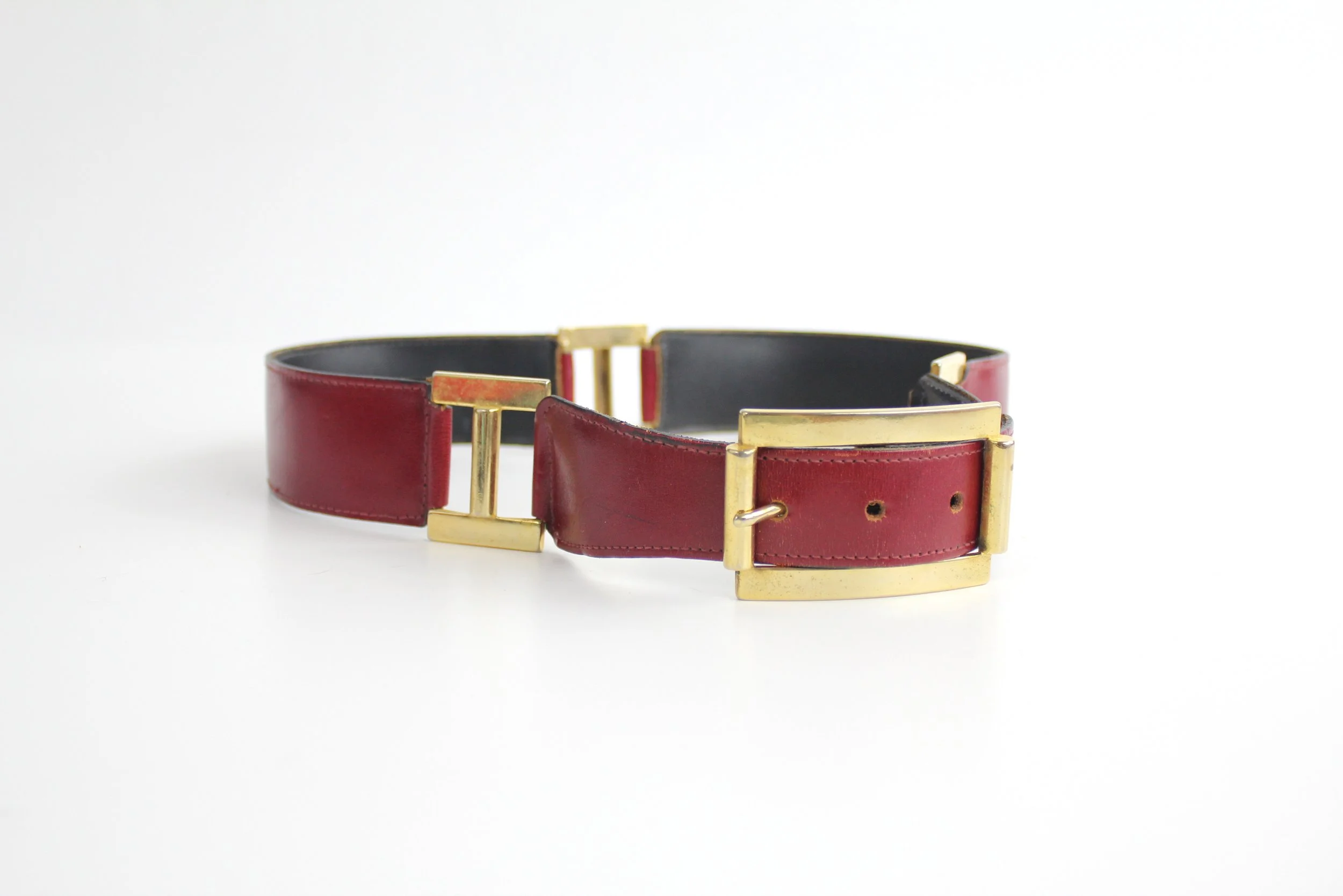 Vintage Avignon Burgundy Leather Belt with Gold Hardware