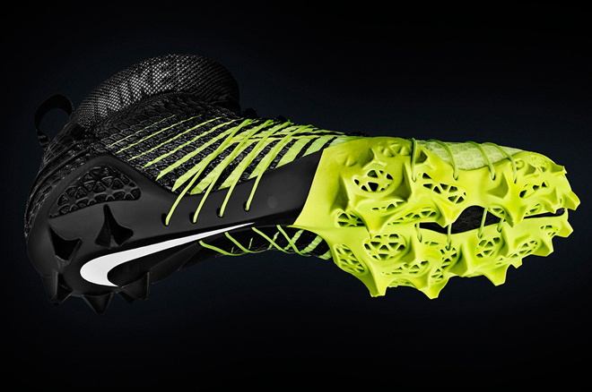 Create something with a clear focus. If it can’t be less, then make more successful by creating clear visual hierarchies. Even though the forms are complex, they are cohesive on this shoe that is expected to live in a high performance category. Color helps lead focus to the area that is most important to see. 