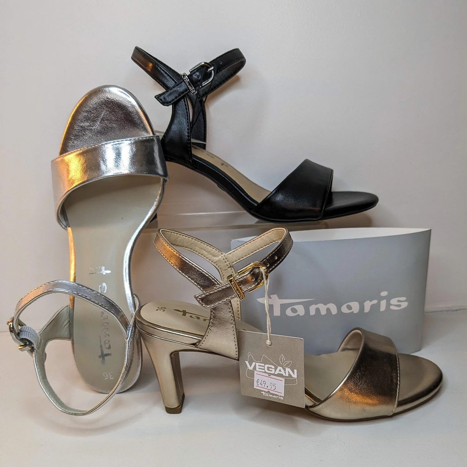 SS24 Tamaris Χρυσό, ασημί, μαύρο