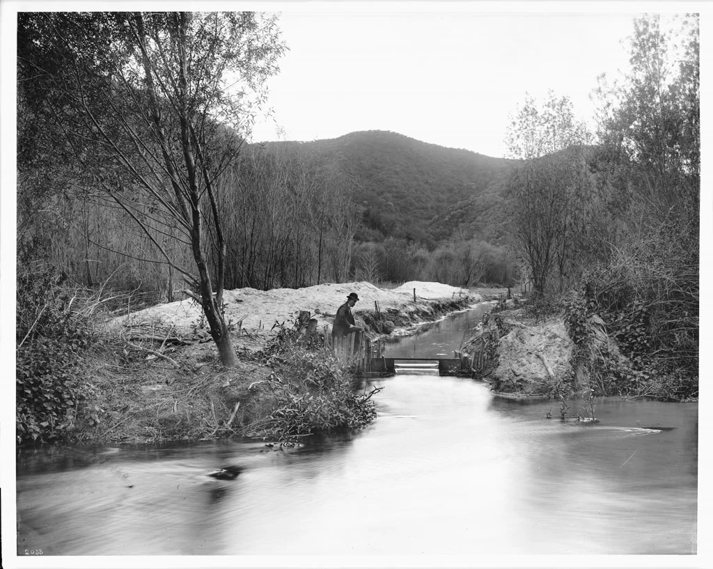 losangelespast:

The Los Angeles River at Griffith Park, circa 1898.