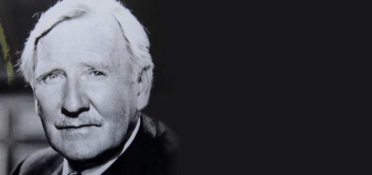 "As a Vice-President of The Royal Theatrical Fund we all work very hard indeed to help our theatrical friends who are in such awful trouble, they simply can’t help themselves. We work for the joy of it, and there is a great deal of joy, sometimes" Leslie Phillips, C.B.E. – Vice President