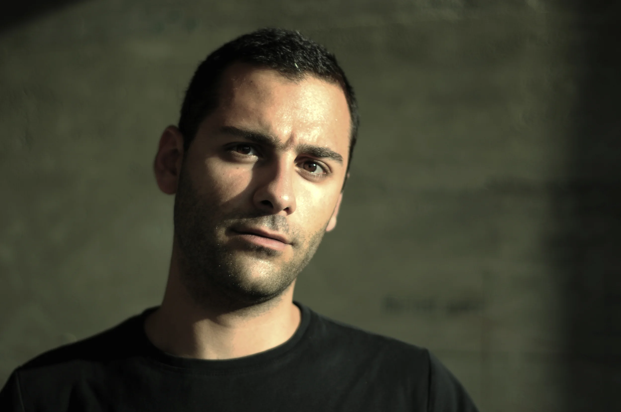 Designer profile series - Amir Habibabadi//Série Designer - Amir Habibabadi
