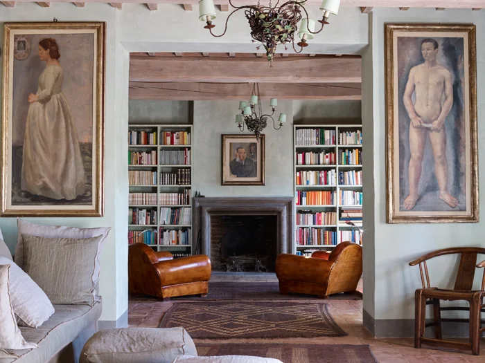 Interior designer Paola Navone used both modern and rustic elements in her restoration of a former Armani exec’s centuries-old Tuscan villa.