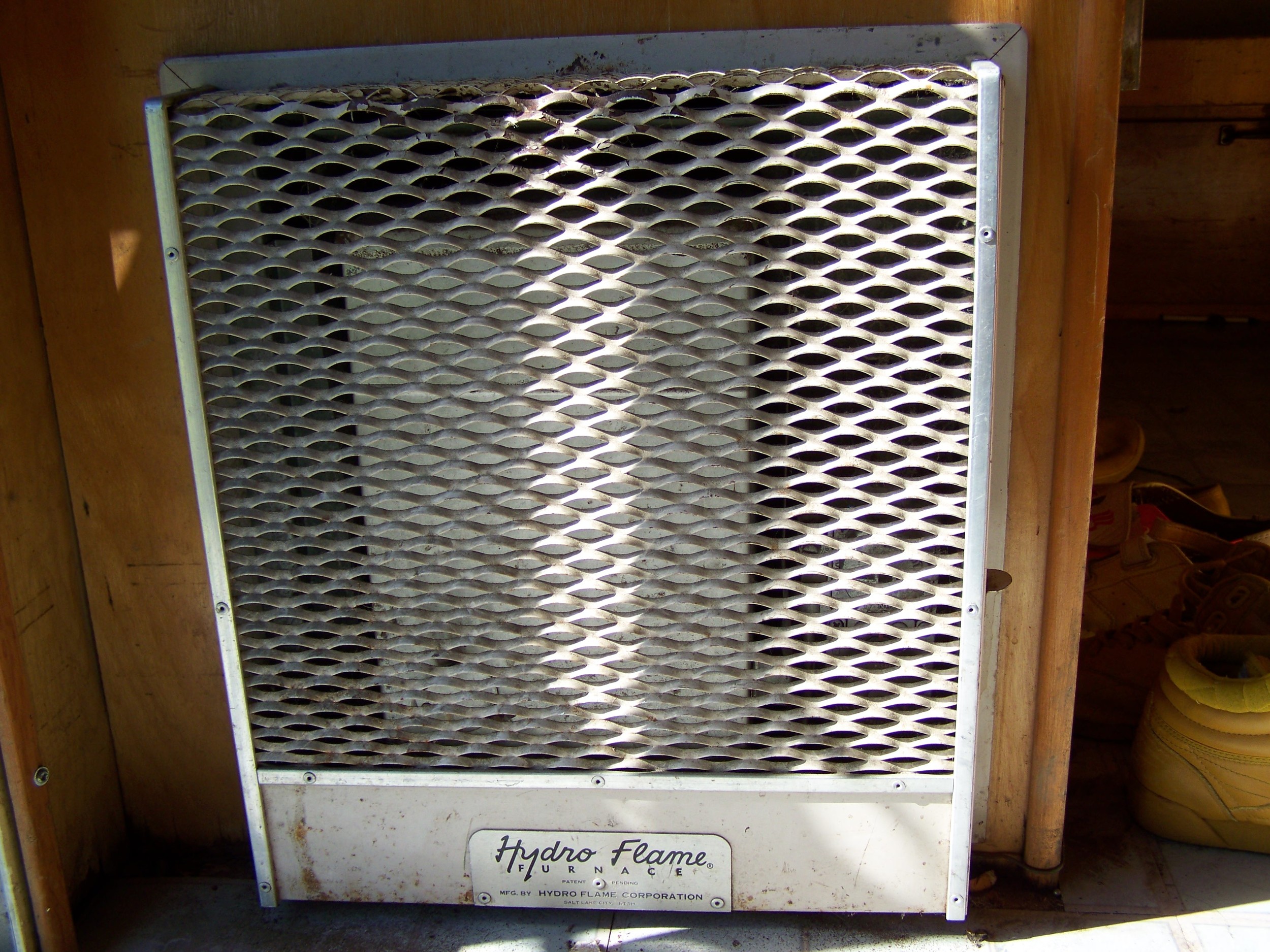 Part 2: Advice For Buying Your First Vintage Camper - She has good bones!  — COMETCAMPER