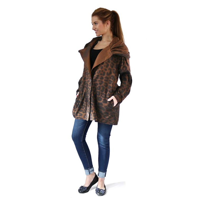 Mycra_pac_mini_leopard_print_raincoat15.jpg