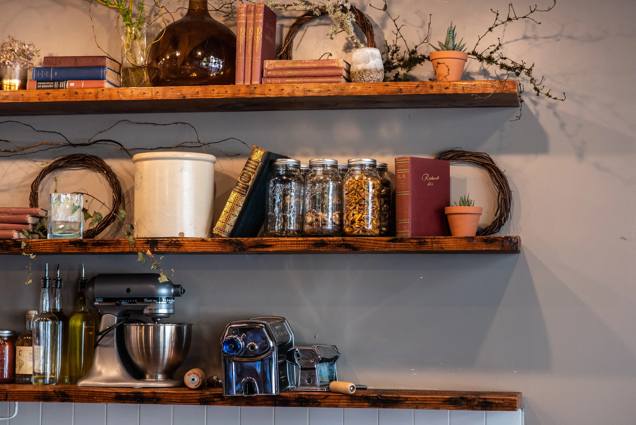 Arden Wine Bar & Kitchen Interior-3.jpg