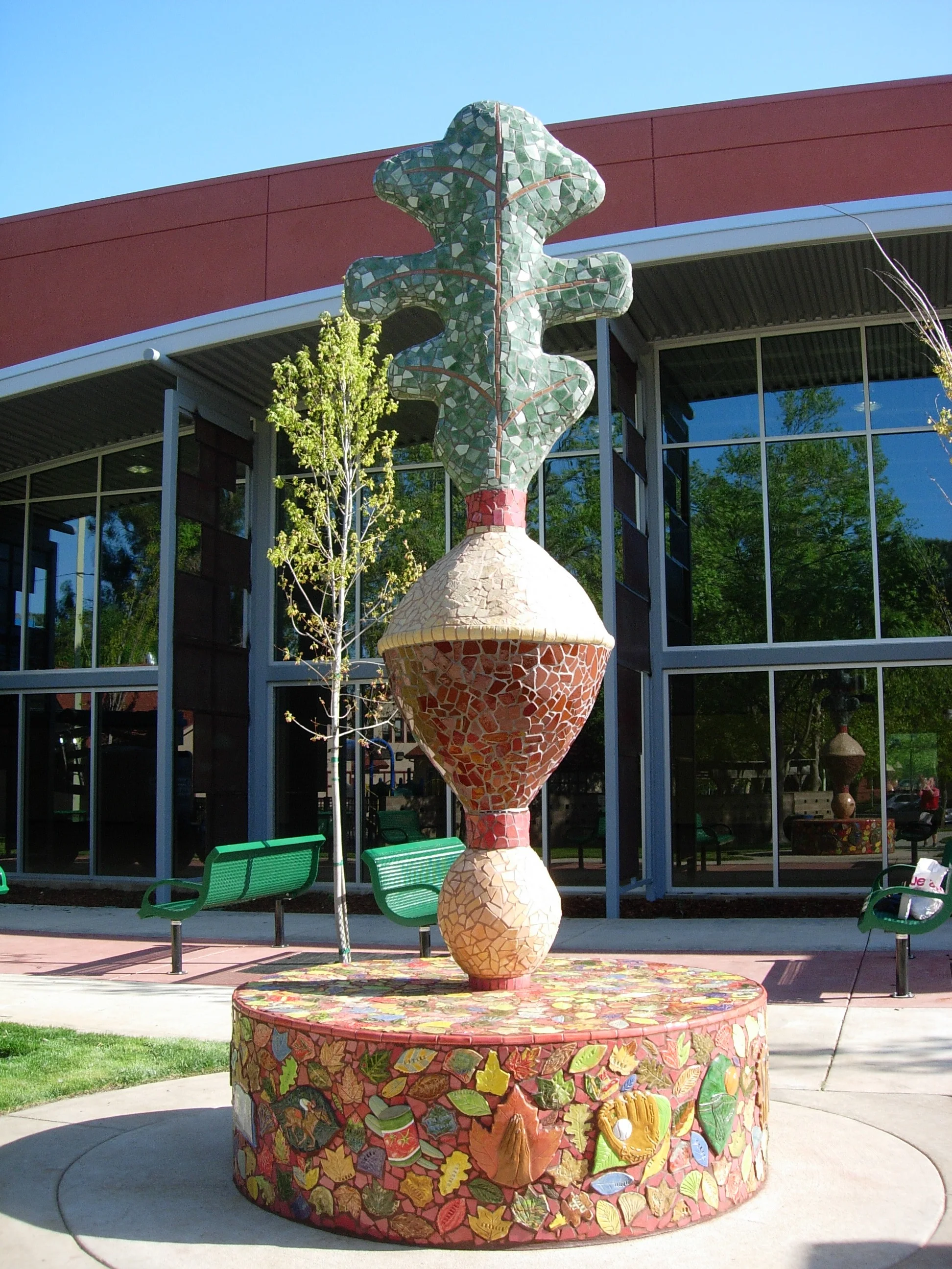   Oak Park Community Center    13'x6'x6'  