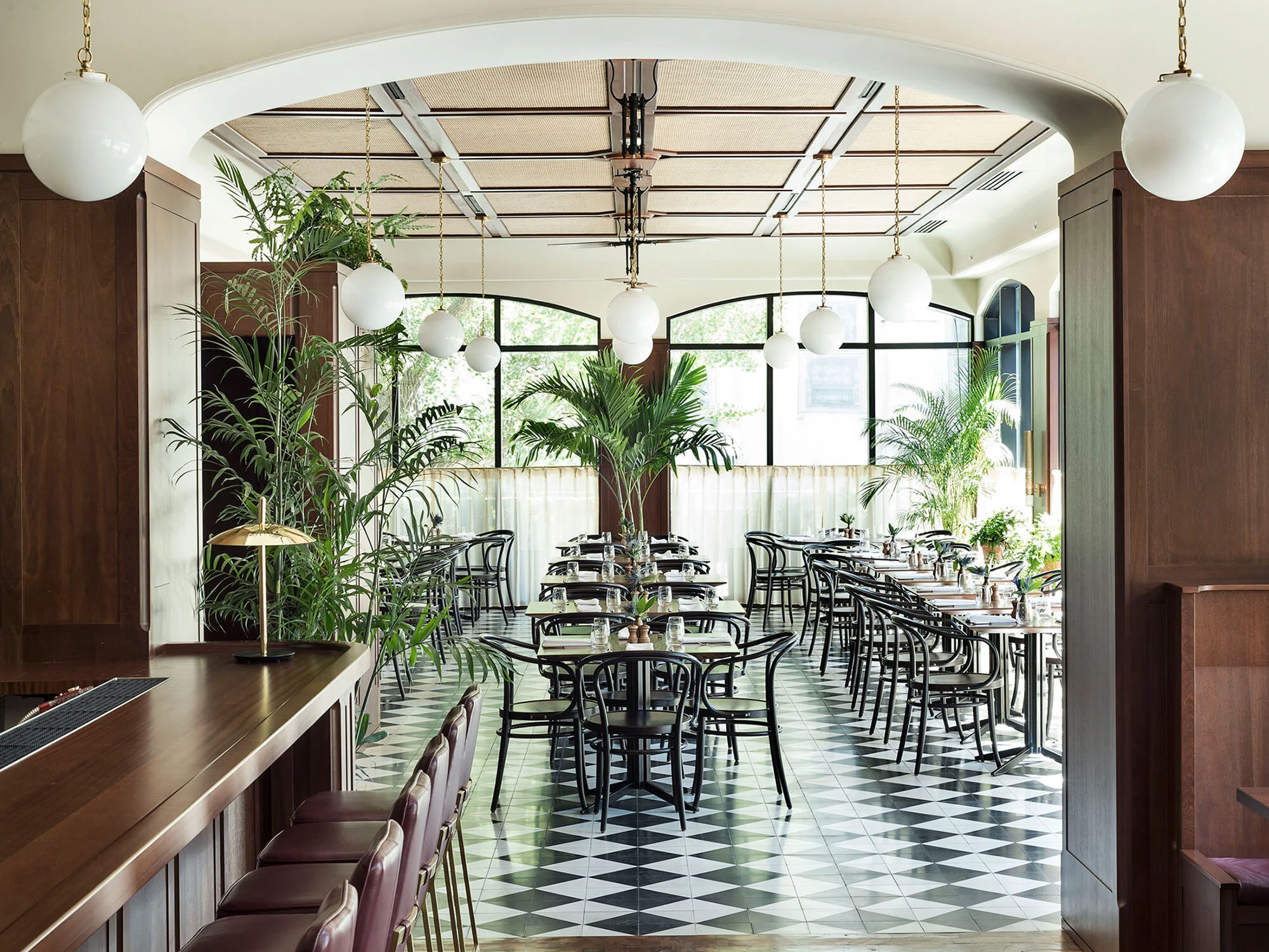 The-Dewberry-Henriettas-through-Bar.jpg