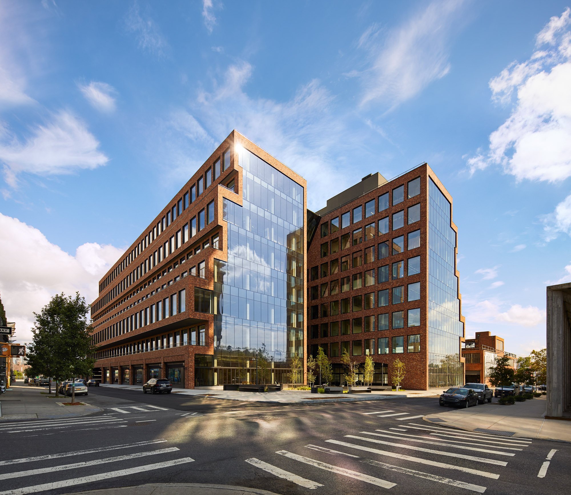 25 Kent — BOLD