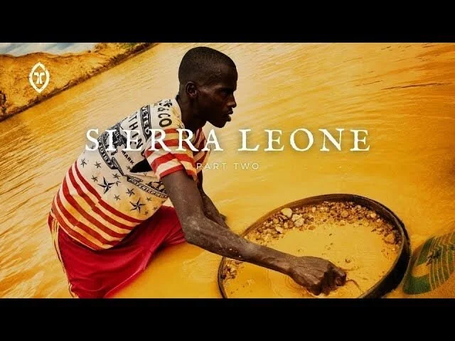 𝗦𝗶𝗲𝗿𝗿𝗮 𝗟𝗲𝗼𝗻𝗲: 𝗣𝗮𝗿𝘁 𝗧𝘄𝗼 (𝗙𝘂𝗹𝗹 𝗘𝗽𝗶𝘀𝗼𝗱𝗲) Tim and Will travel to the eastern districts of Sierra Leone and join the efforts of a local named Joshua. Day after day the team helps those in need while documenting life of diamond