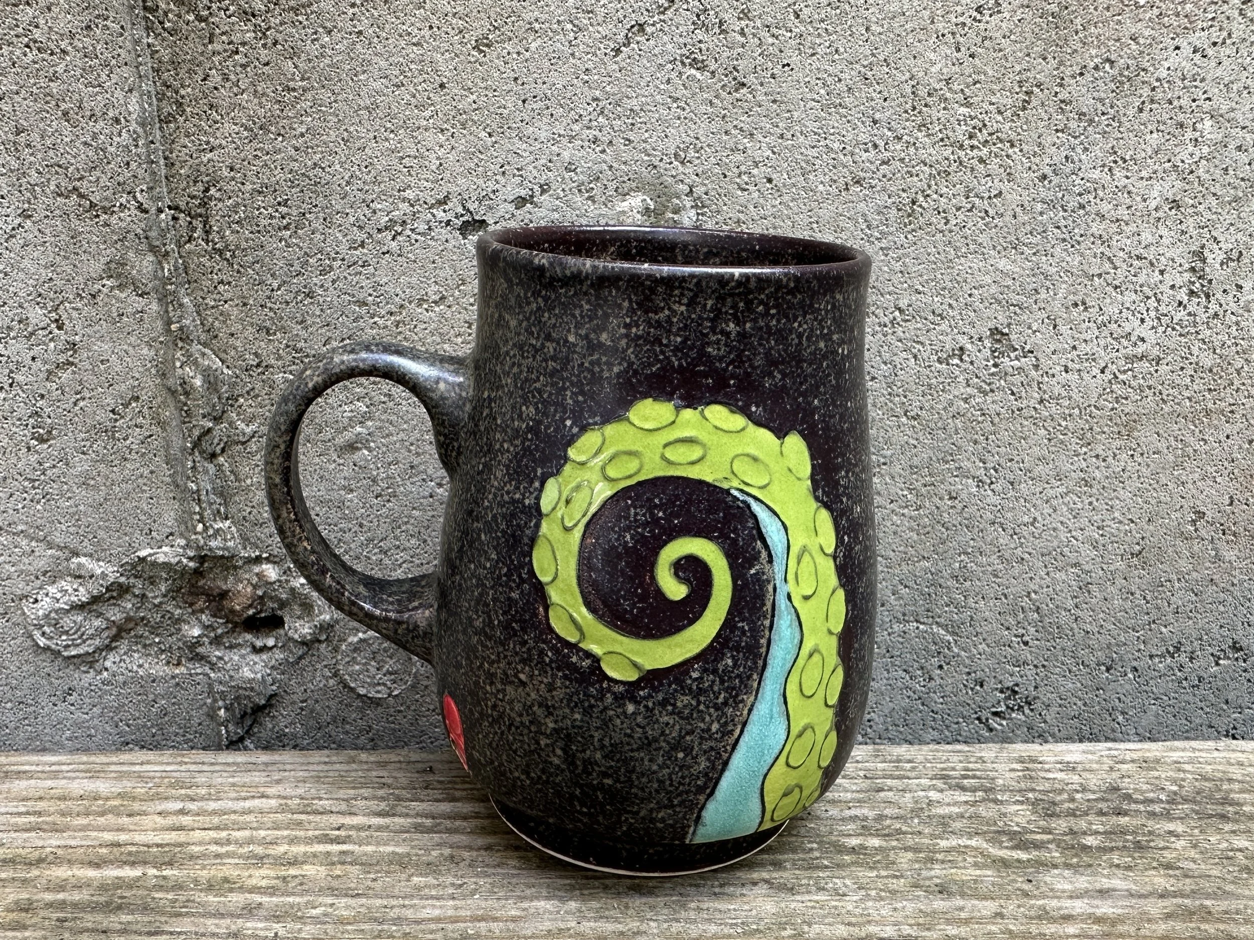 Tentacle Cup with Handle