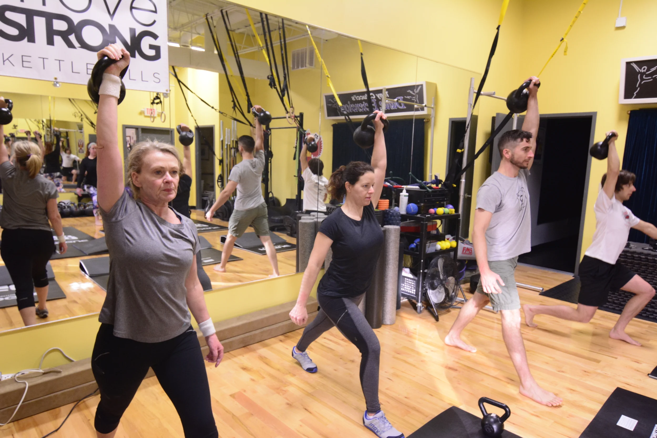 Group KB OH Lunge awesome.jpg