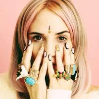 Audrey Kitching blogger/ model/ designer
