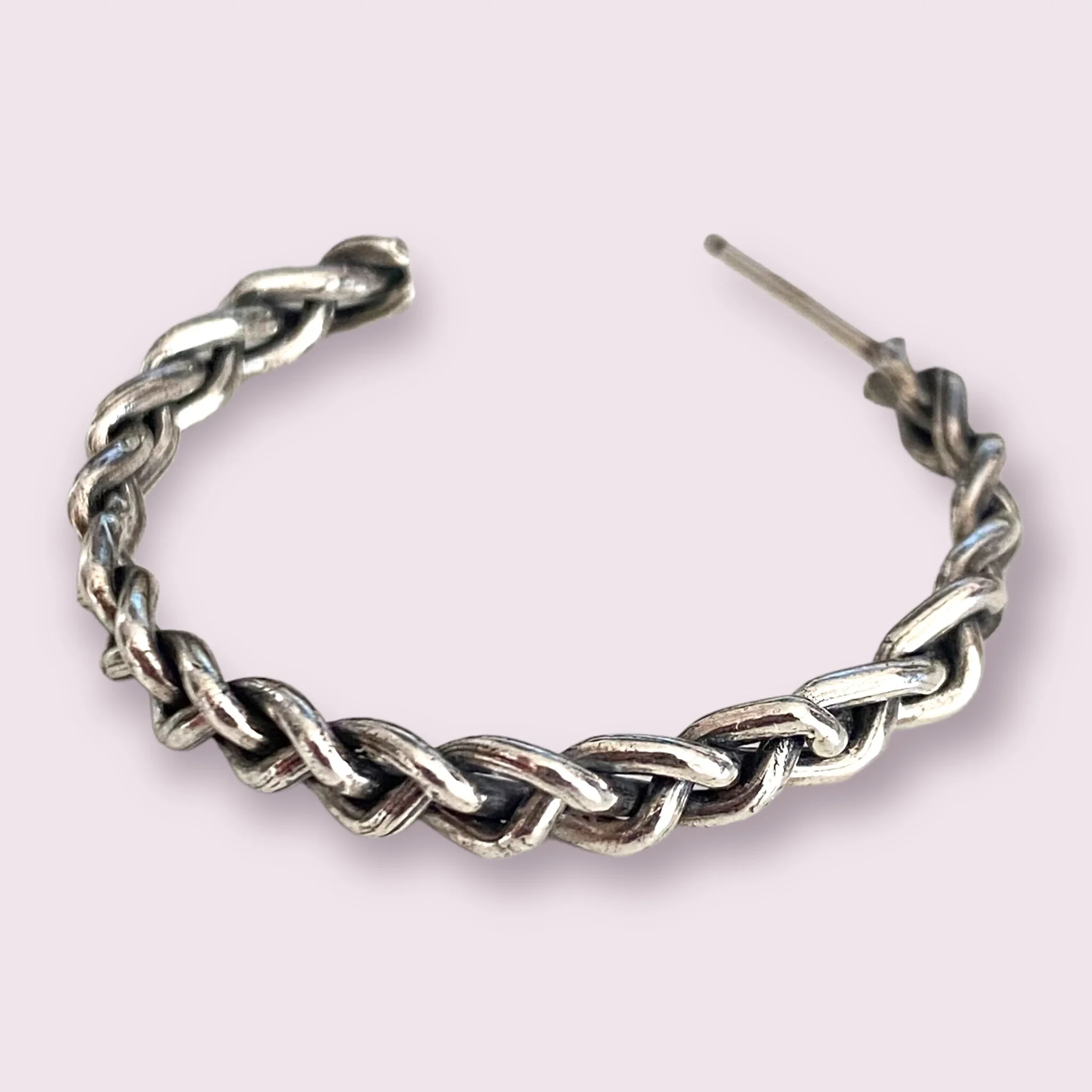 D99F0F65-4AA9-4B62-8339-CF0A54AB30D8