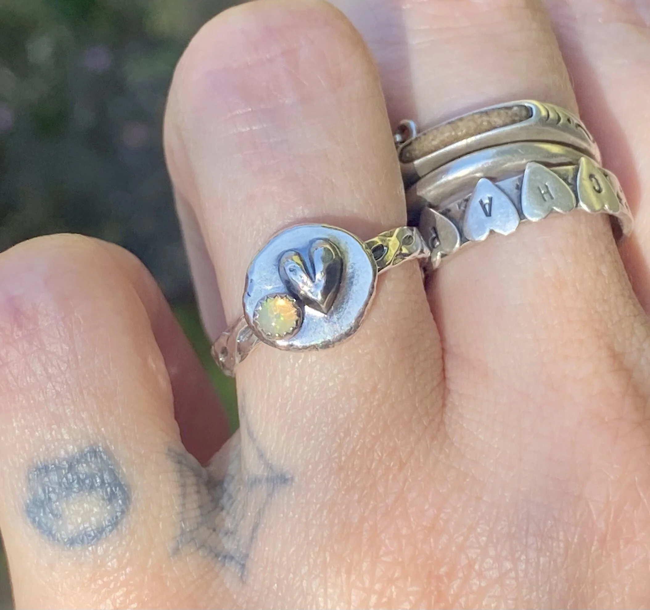 CEC8D1B4-E286-4676-86D6-1FBBDA3F09C6