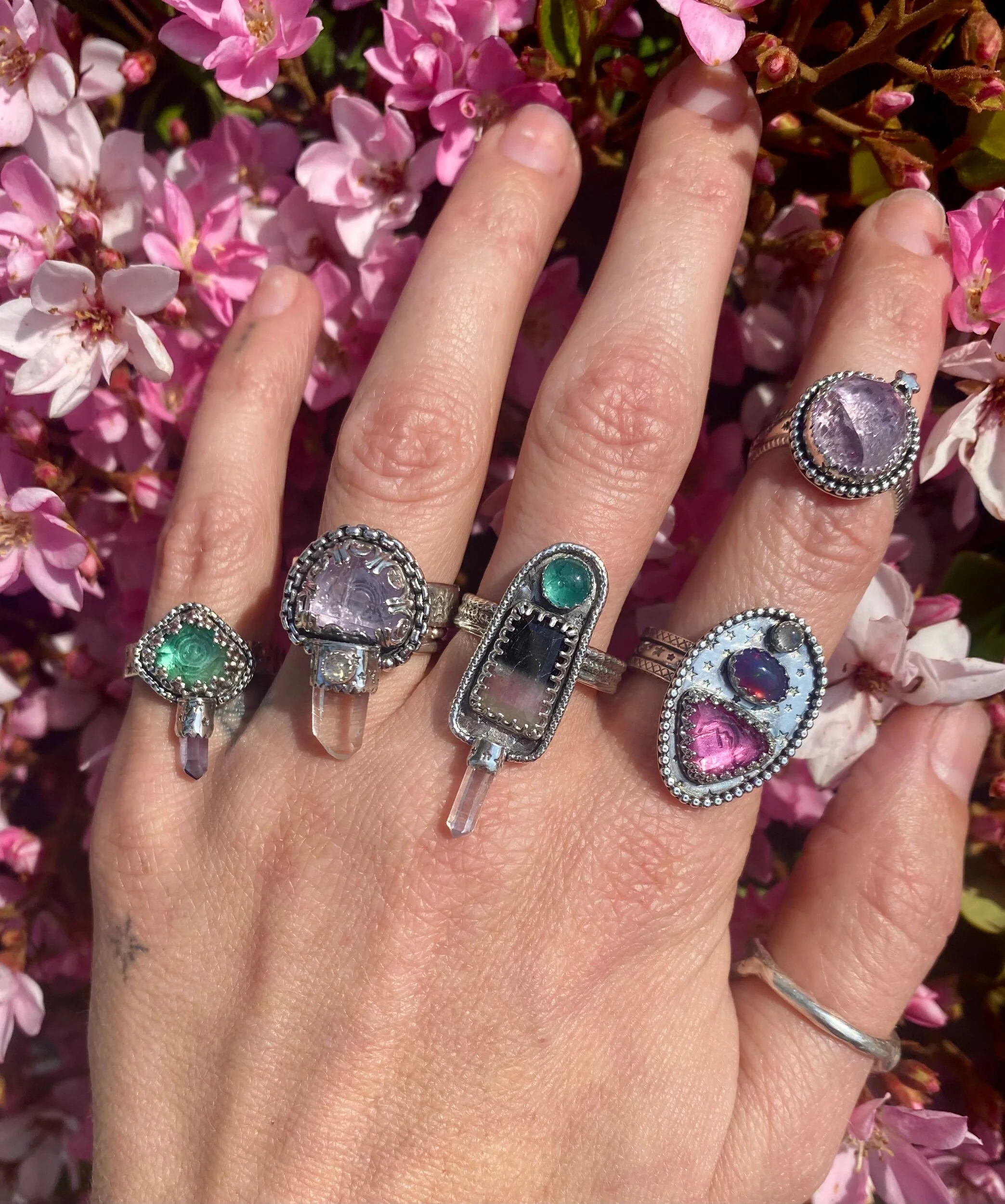 0BDF04A9-B77E-464C-A4E5-FFC3EC4E30F8