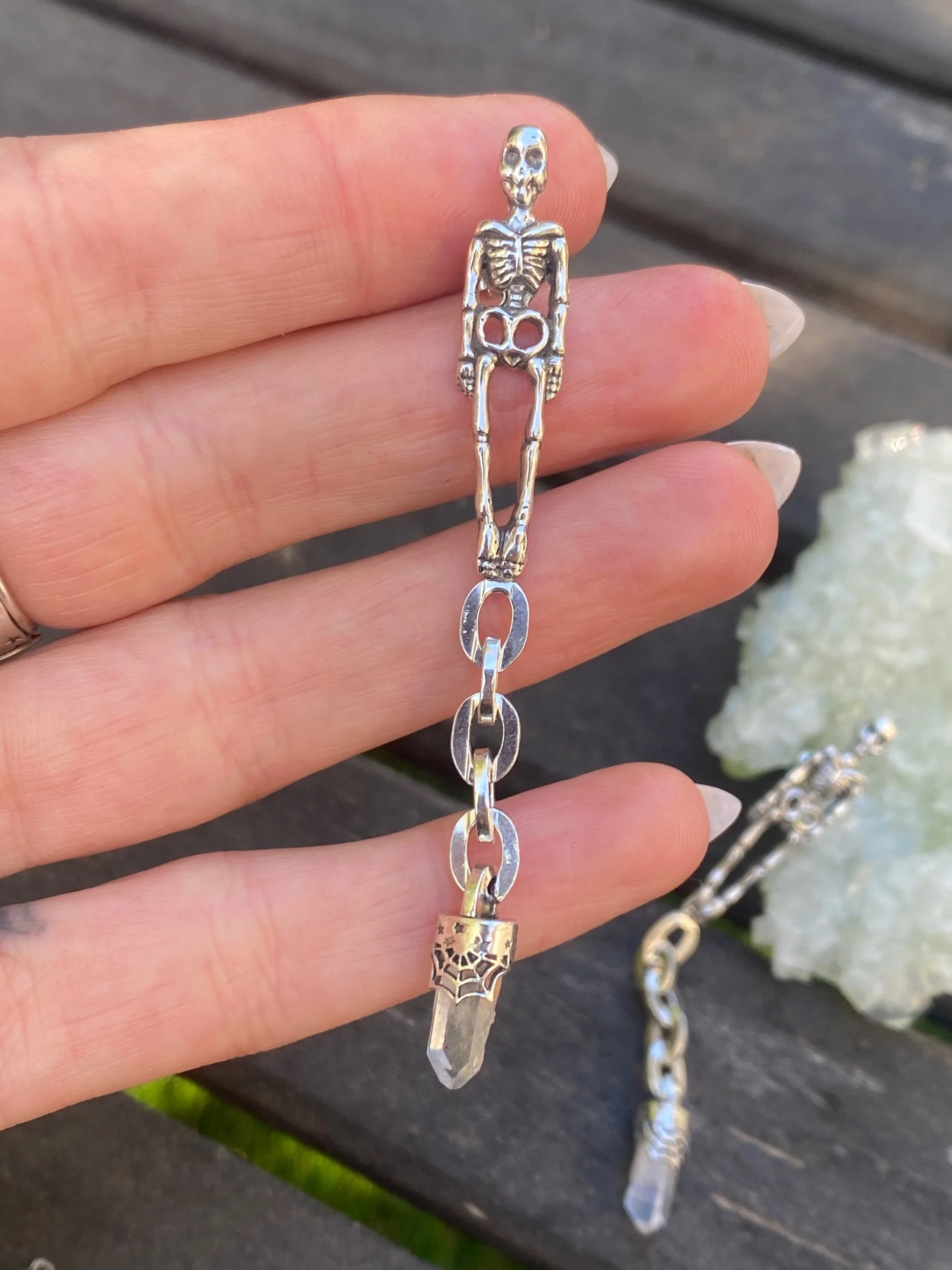 3C9FF258-005F-44E0-BB48-8F255D9A352B