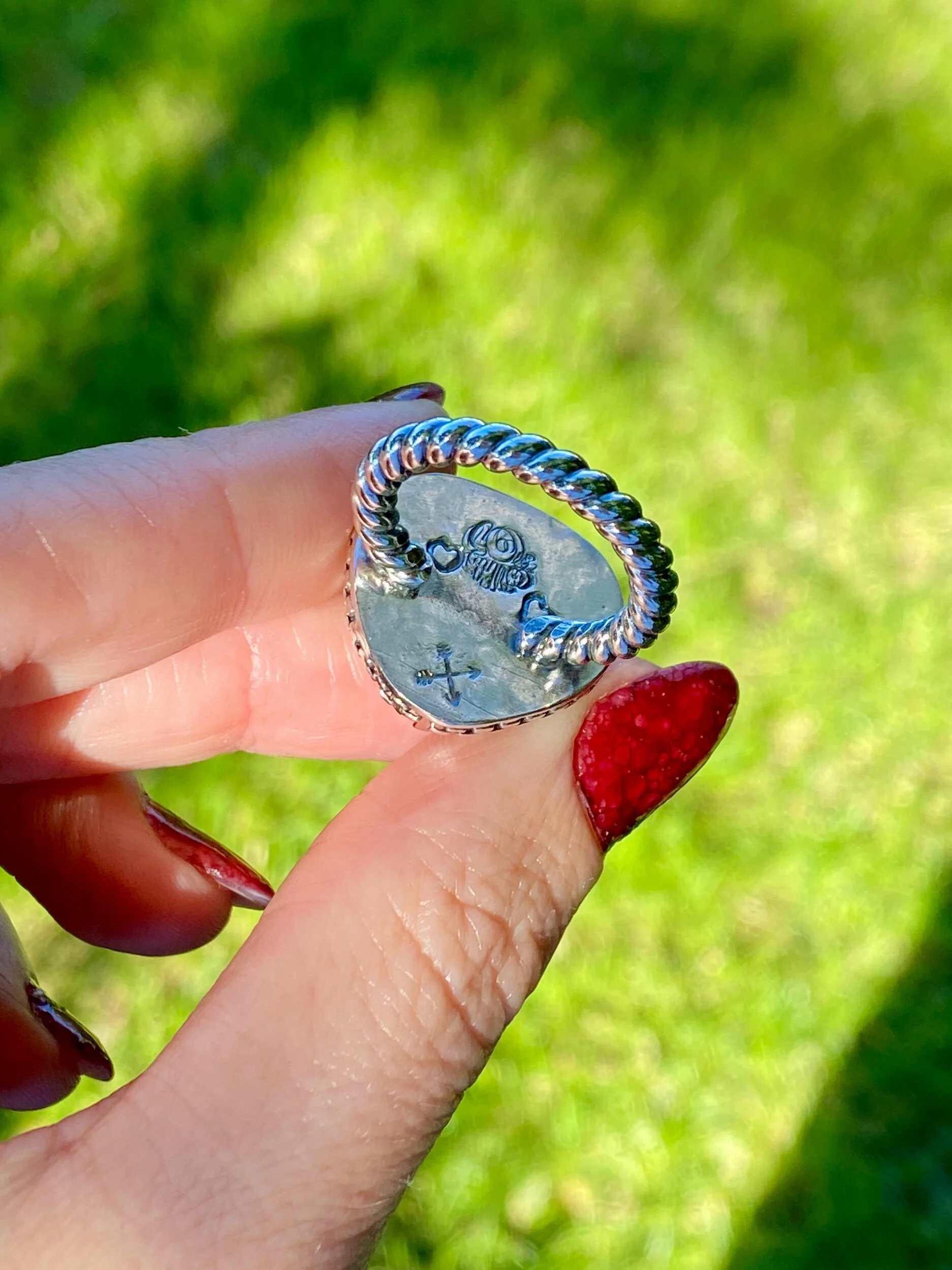 9903947A-10F3-4417-9A00-550819BBE06D