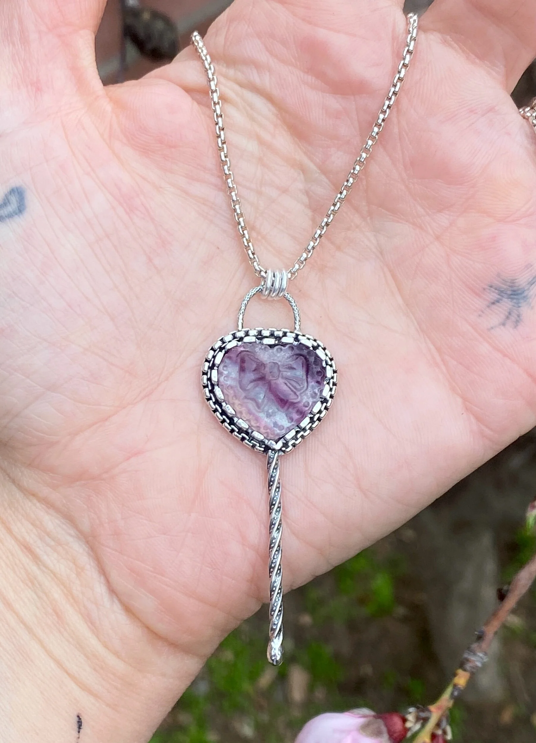 2B2A93CE-D538-4F4A-9848-01A3E9DE2DF0