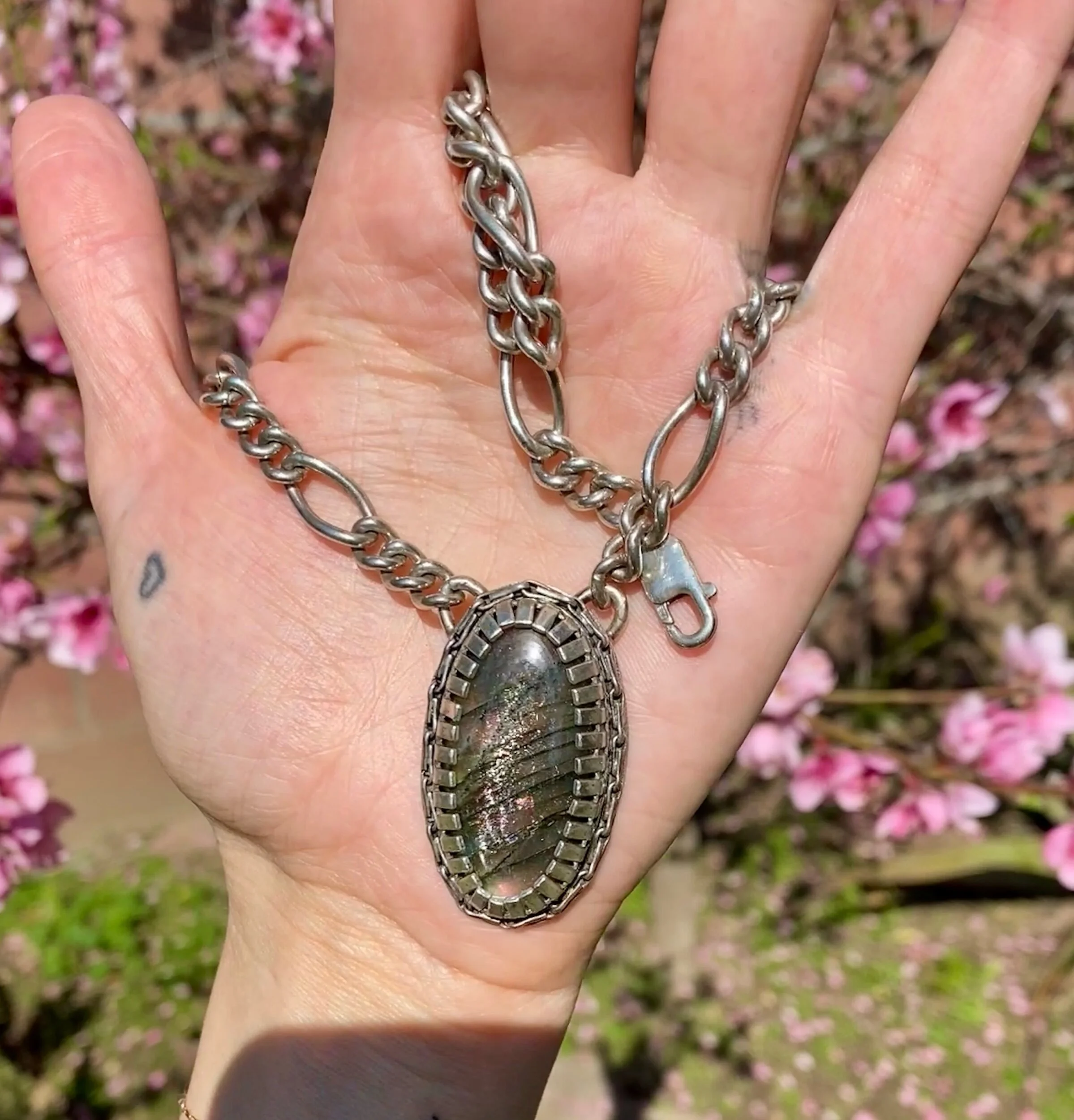 E7202BC7-D52A-4BF5-B159-7DF6EBC2DE1A