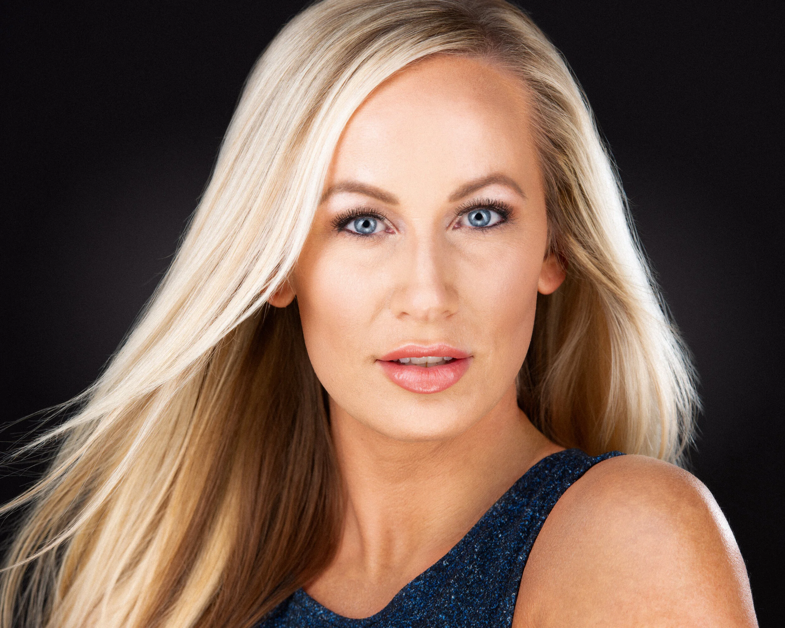 Studio Session-077-Edit.jpg