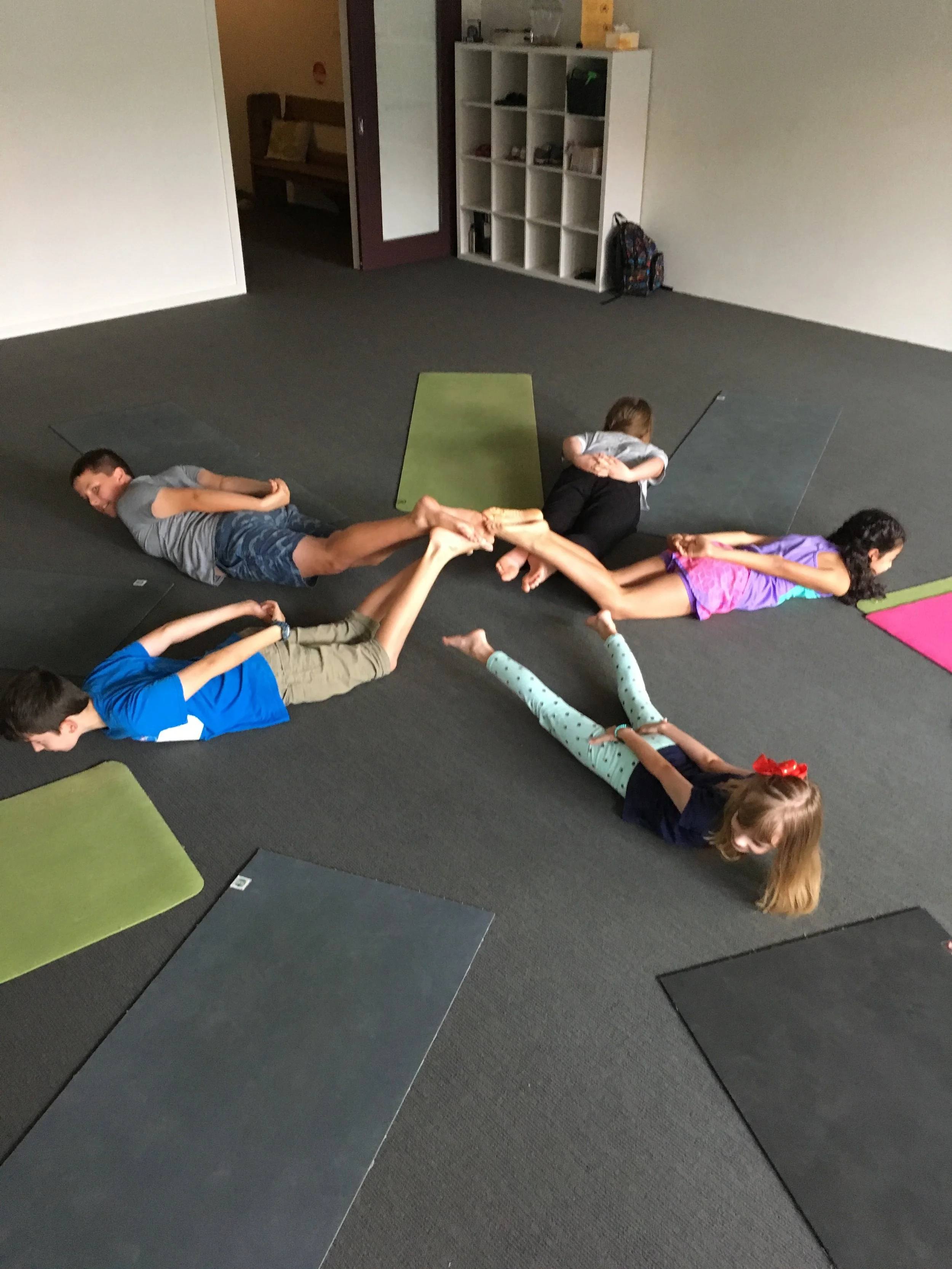 kids class photo 4.JPG