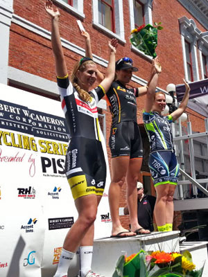 Justine Clift finishes 3rd in the time trial.