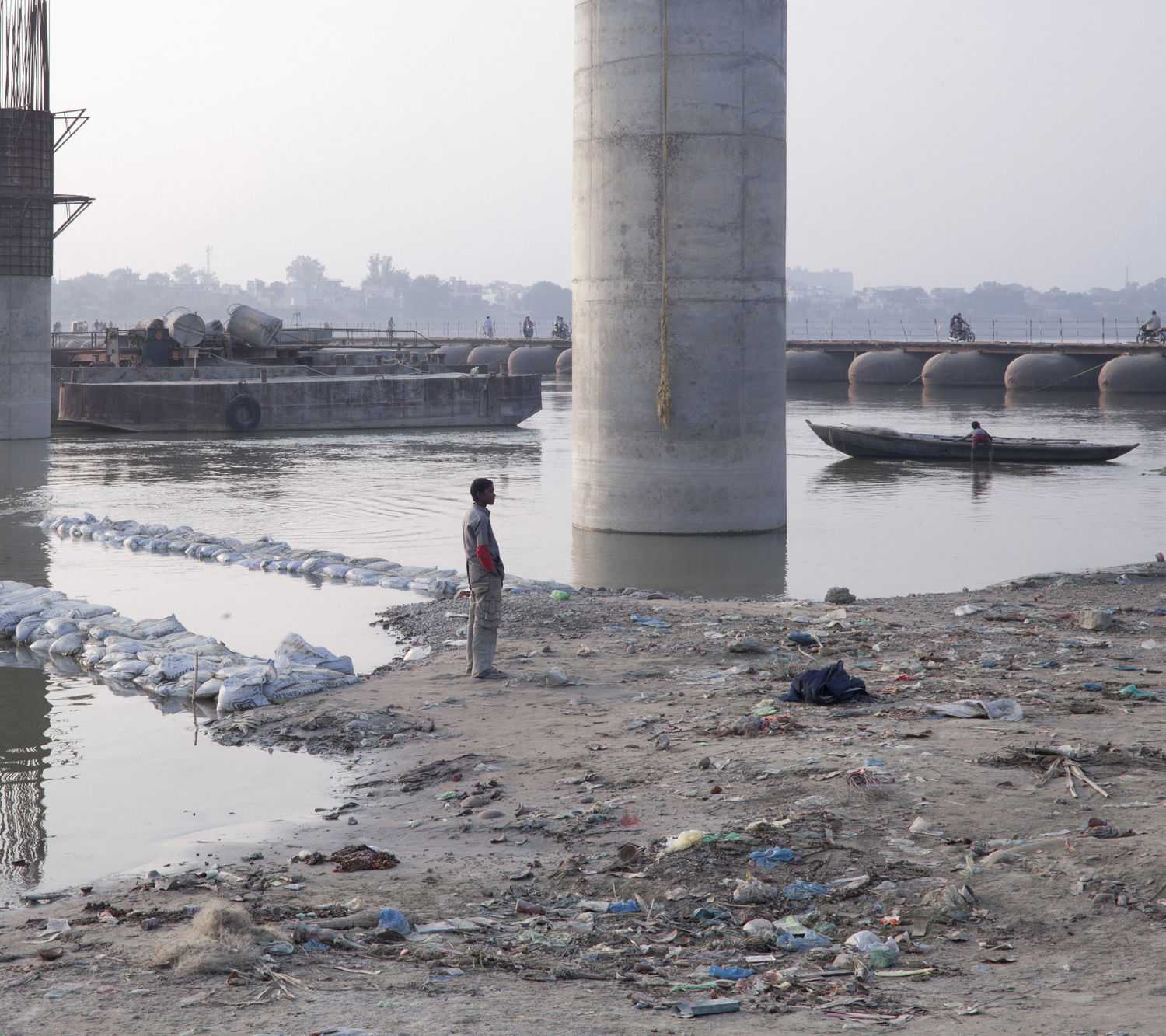 varanasi-bridge-ganges-river-india-mark-hadden-photography