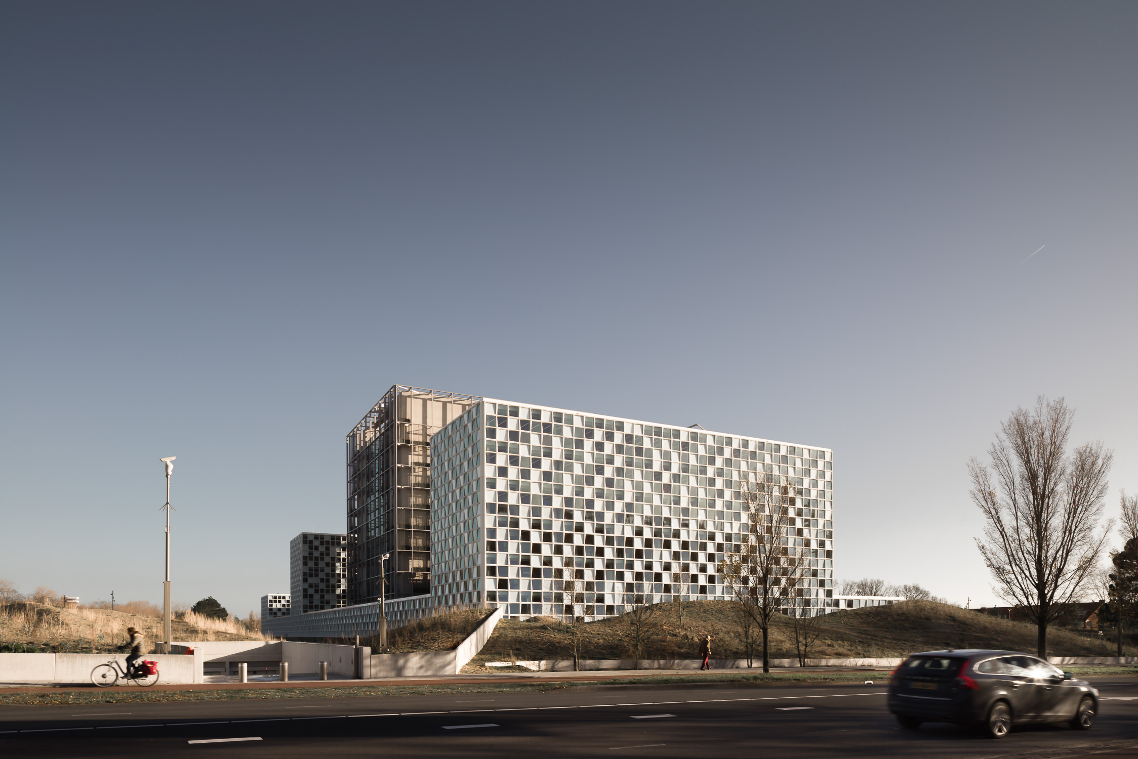 biew from the highway of the icc den haag by mark hadden architecture photographer