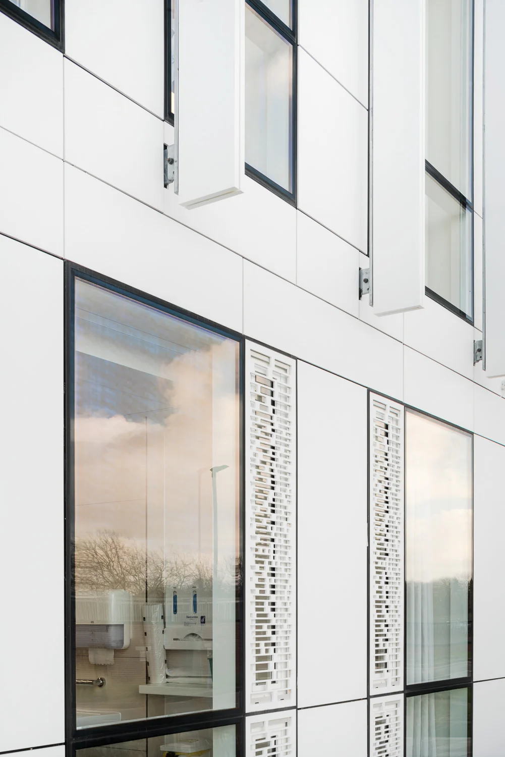 Manser-MacMillan-Unit-034-Edit.jpg