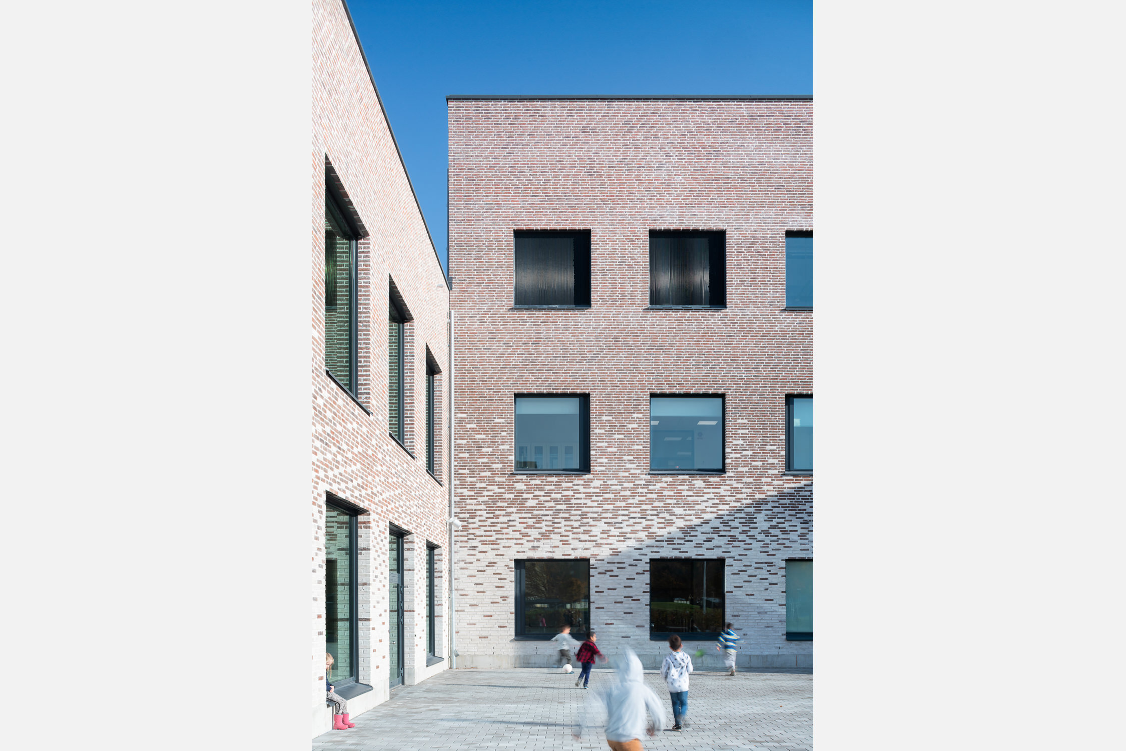 mark-hadden-architecture-photographer-london-amsterdam-Tiundaskolan Oct 2018-034-wide.jpg
