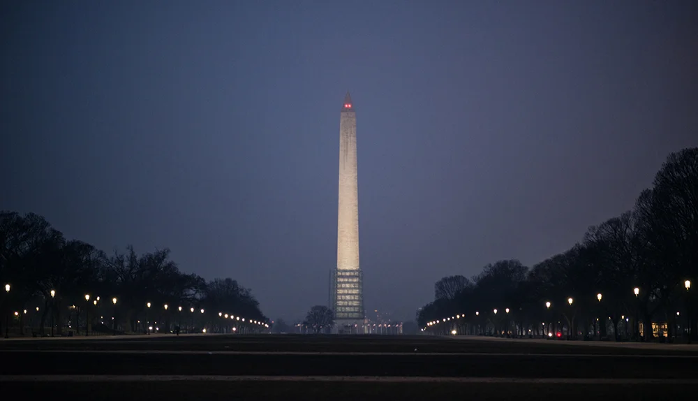 Washington D.C.: Washington Monument on a rainy night