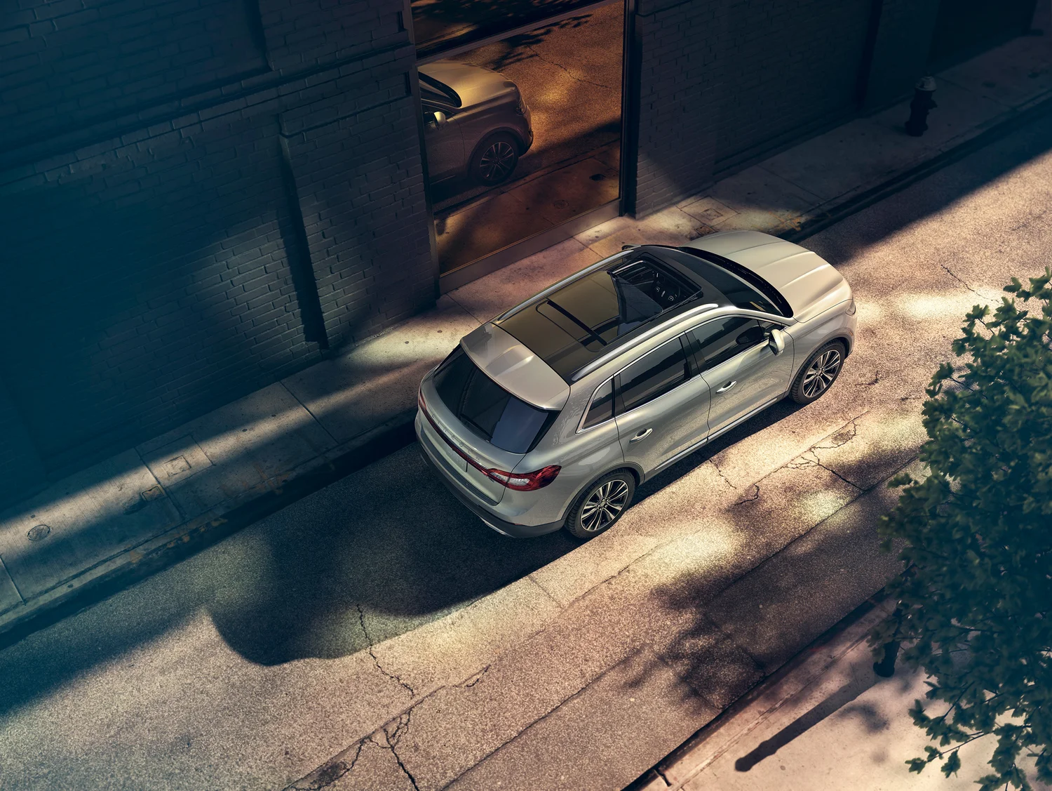 16_LNC_MKX_000004_Lowres_Roofrail_150224.jpg