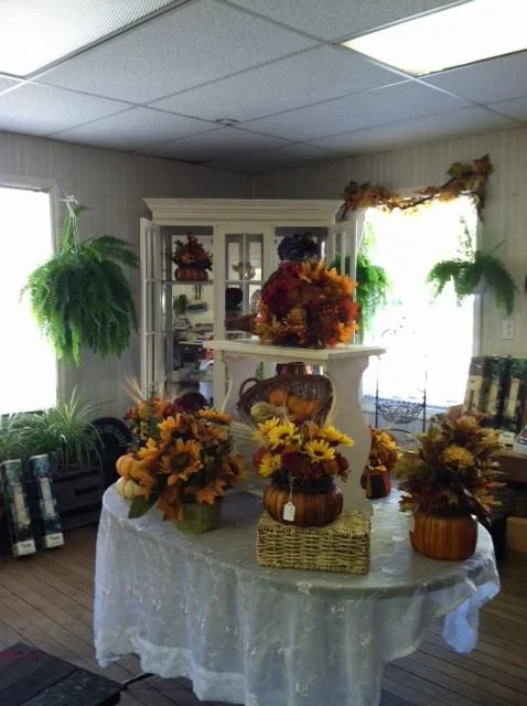 thanksgiving arrangements.jpg