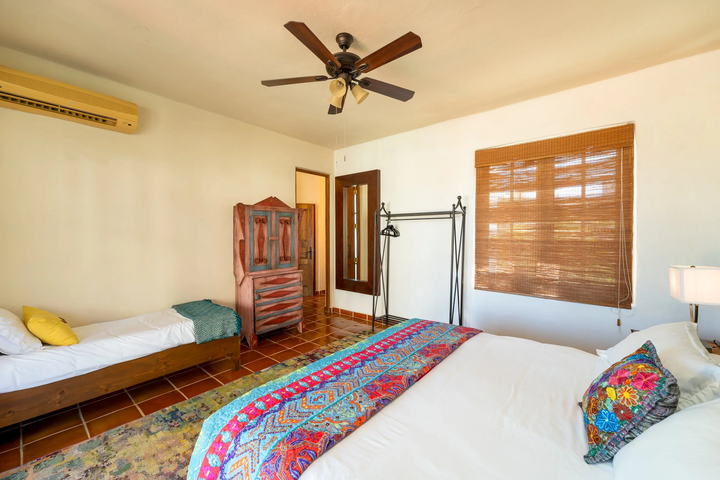 King Bedroom 3 + Twin Bed.jpg