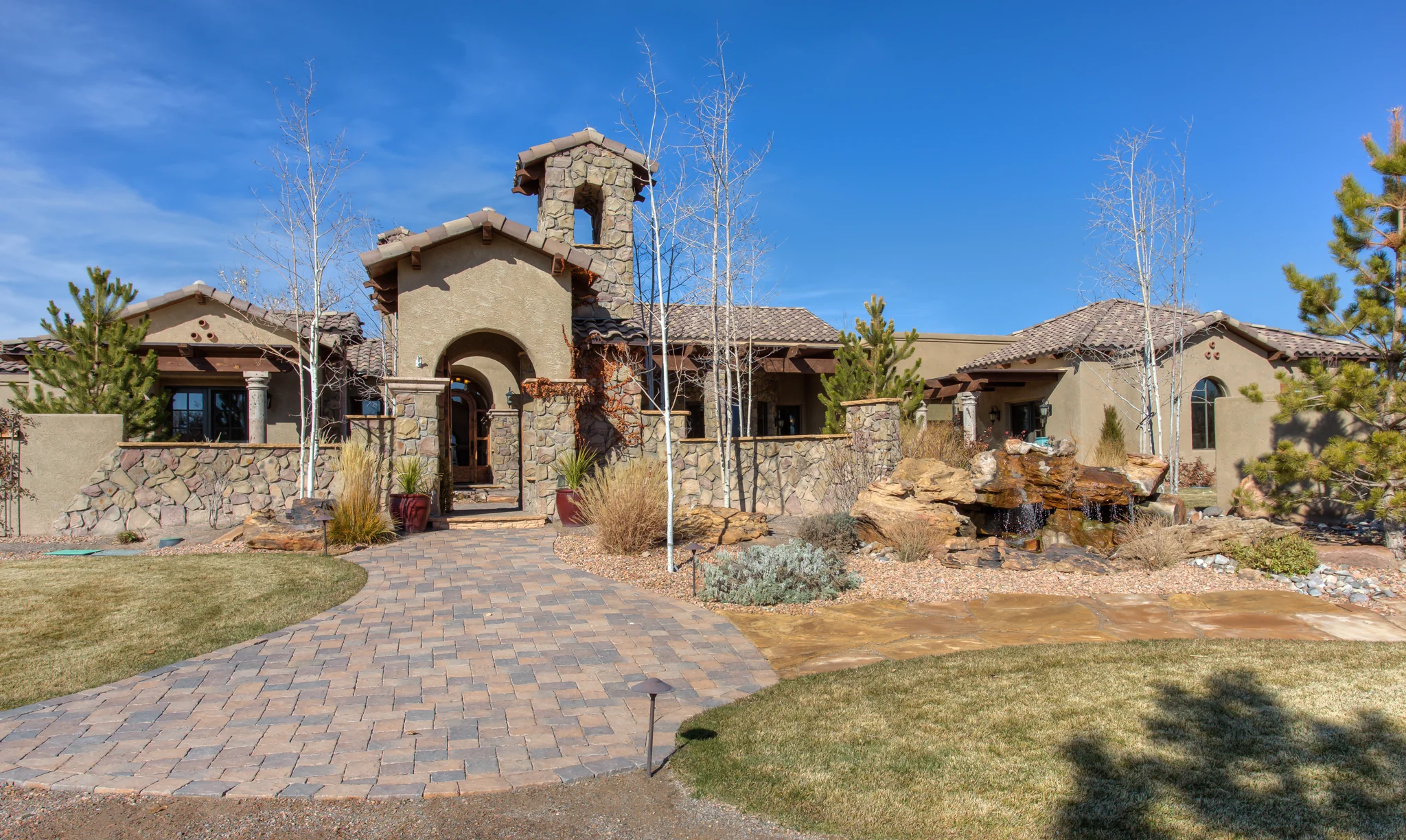 487 Avenida C De Baca Bernalillo, NM 87004 — On Q Productions