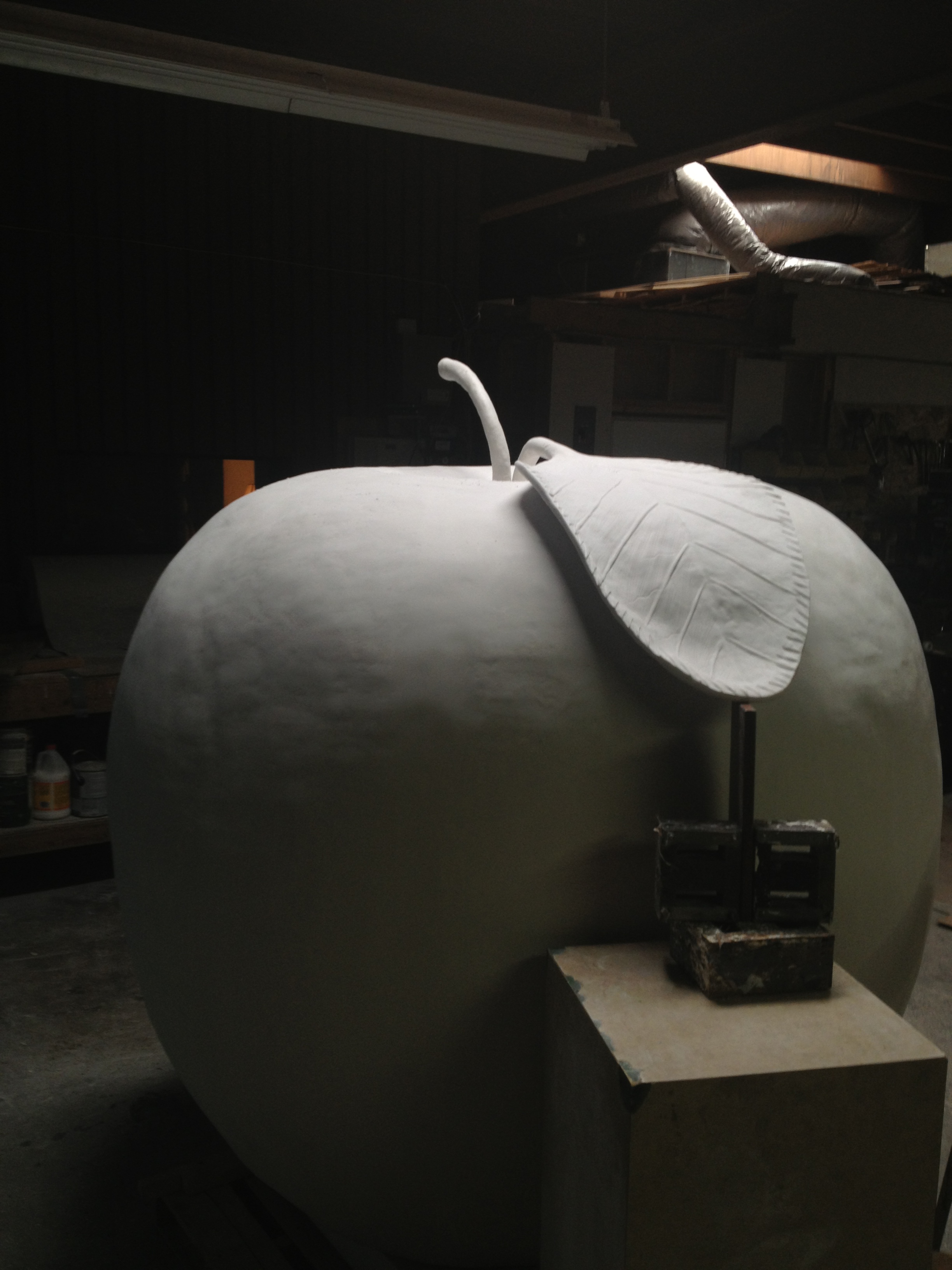 Craig-Fisher-Clarion-Apple-Sculpture-1.JPG