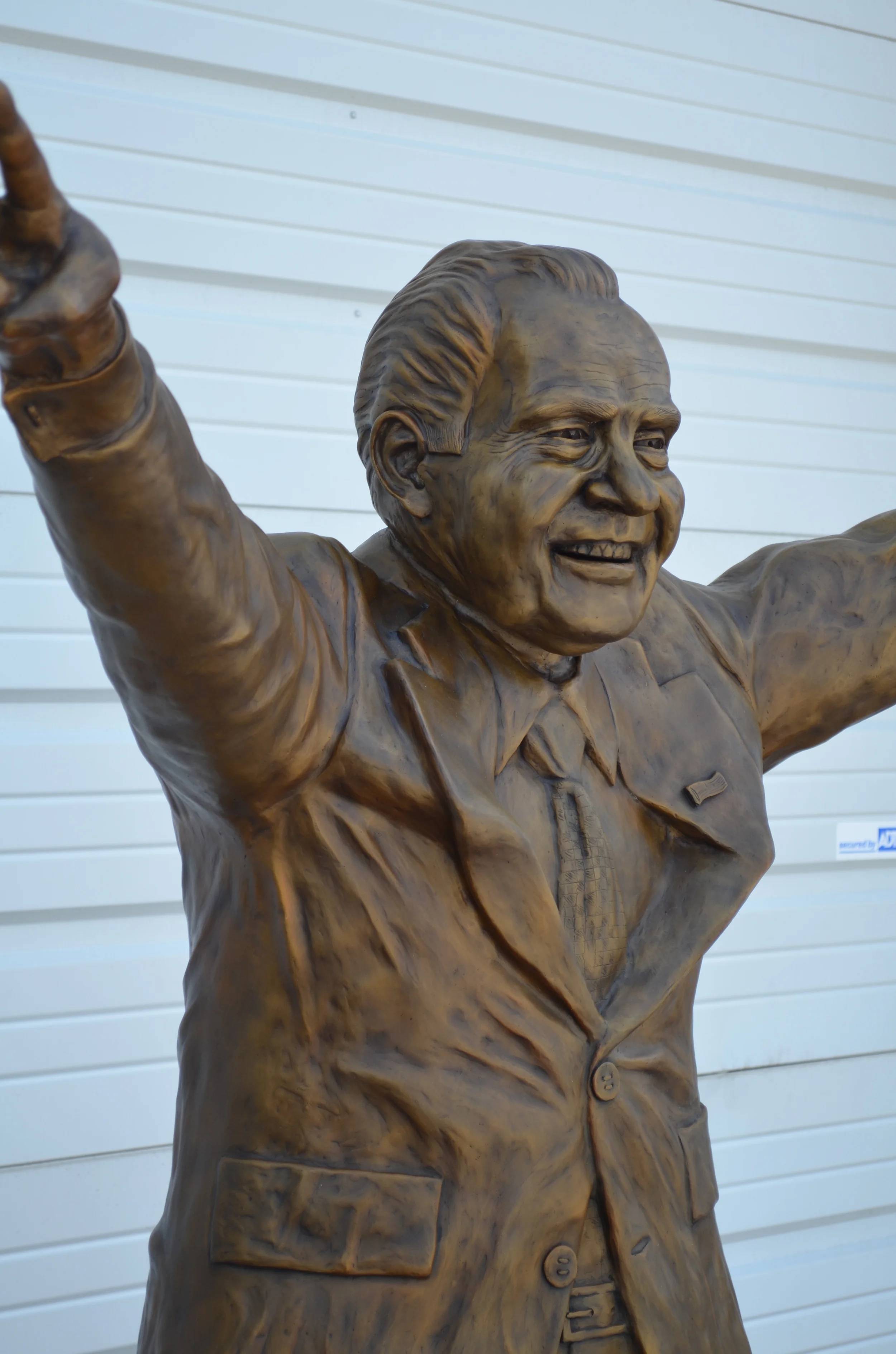 Craig-Fisher-Richard-Nixon-Statue-3.JPG