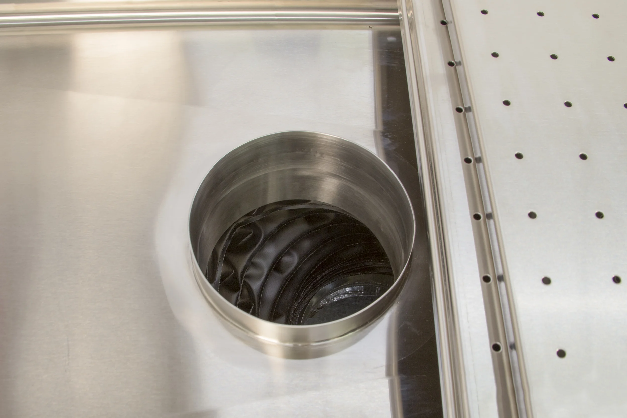 Autopsy Table-010616-14-Edit.jpg