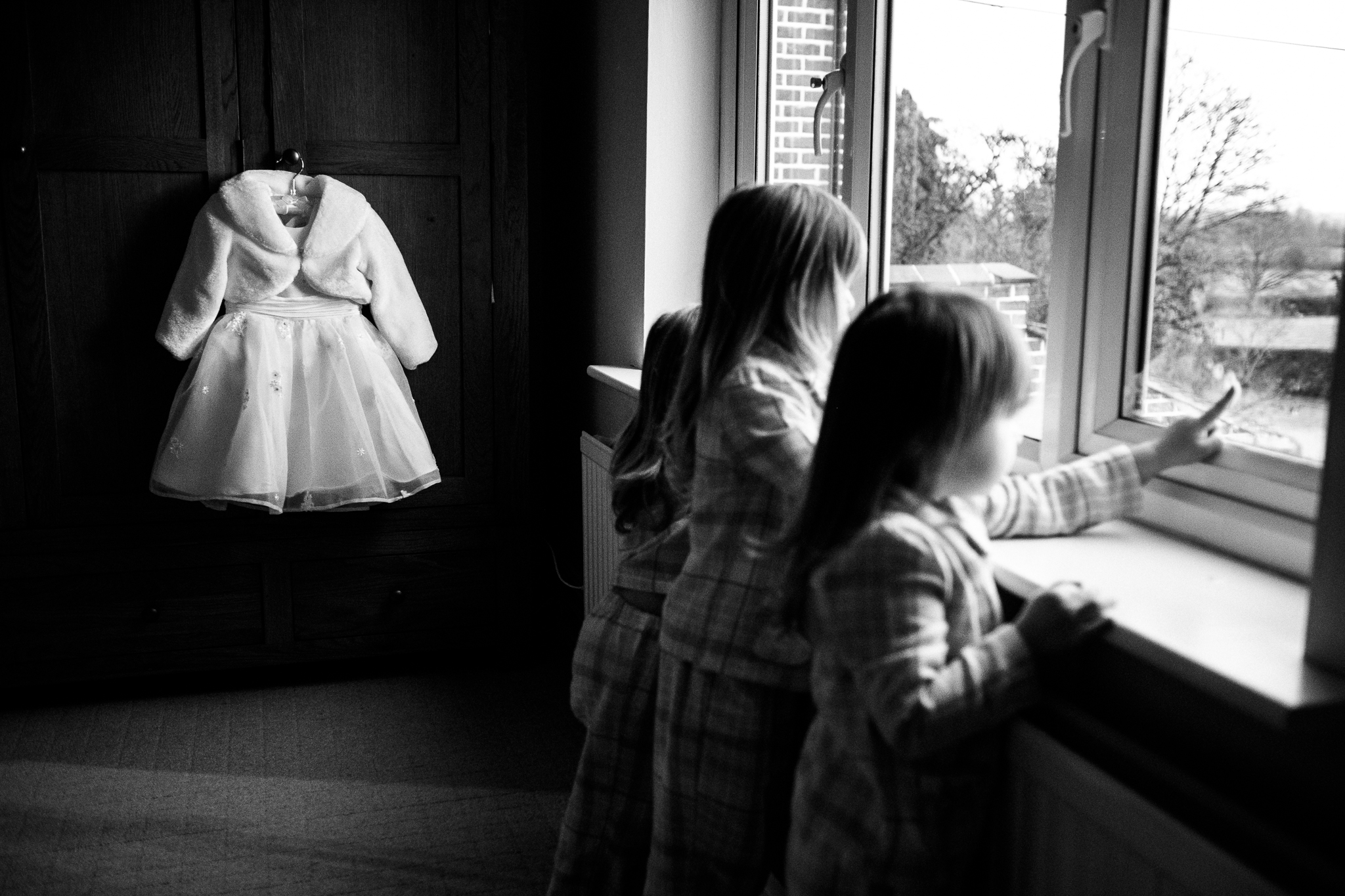 Winter Wedding Christmas Wedding Photography Stafford, Staffordshire Saint Chad Weston Hall Documentary Photographer - Jenny Harper-6.jpg