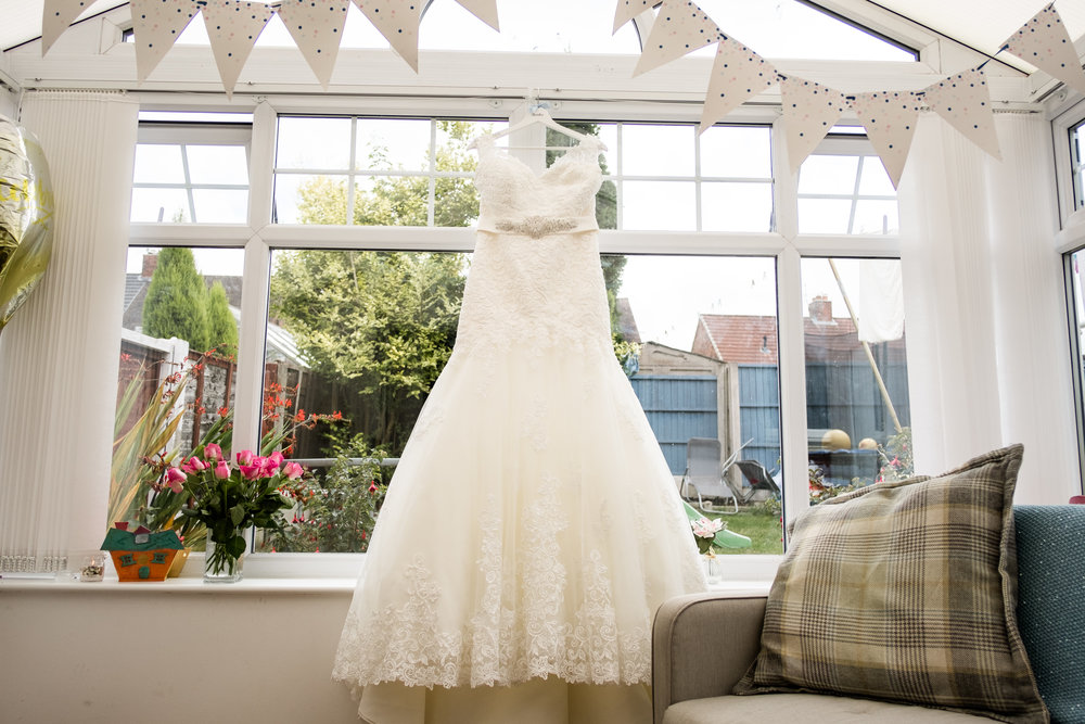 Staffordshire Documentary Wedding Photography Sunny Summer Wedding Lavender Baden Hall - Jenny Harper-7.jpg