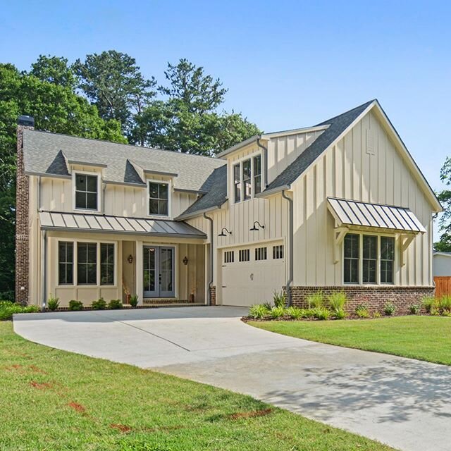 Happy Father&rsquo;s Day Dads! Open house today from 2-5 
1244 Hayes Dr Smyrna GA 30080
&mdash;&mdash;&mdash;&mdash;&mdash;&mdash;&mdash;&mdash;&mdash;&mdash;&mdash;&mdash;&mdash;&mdash;&mdash;- #jwhallbuild #kitchendesign #kitchenhood #rangehood #wo