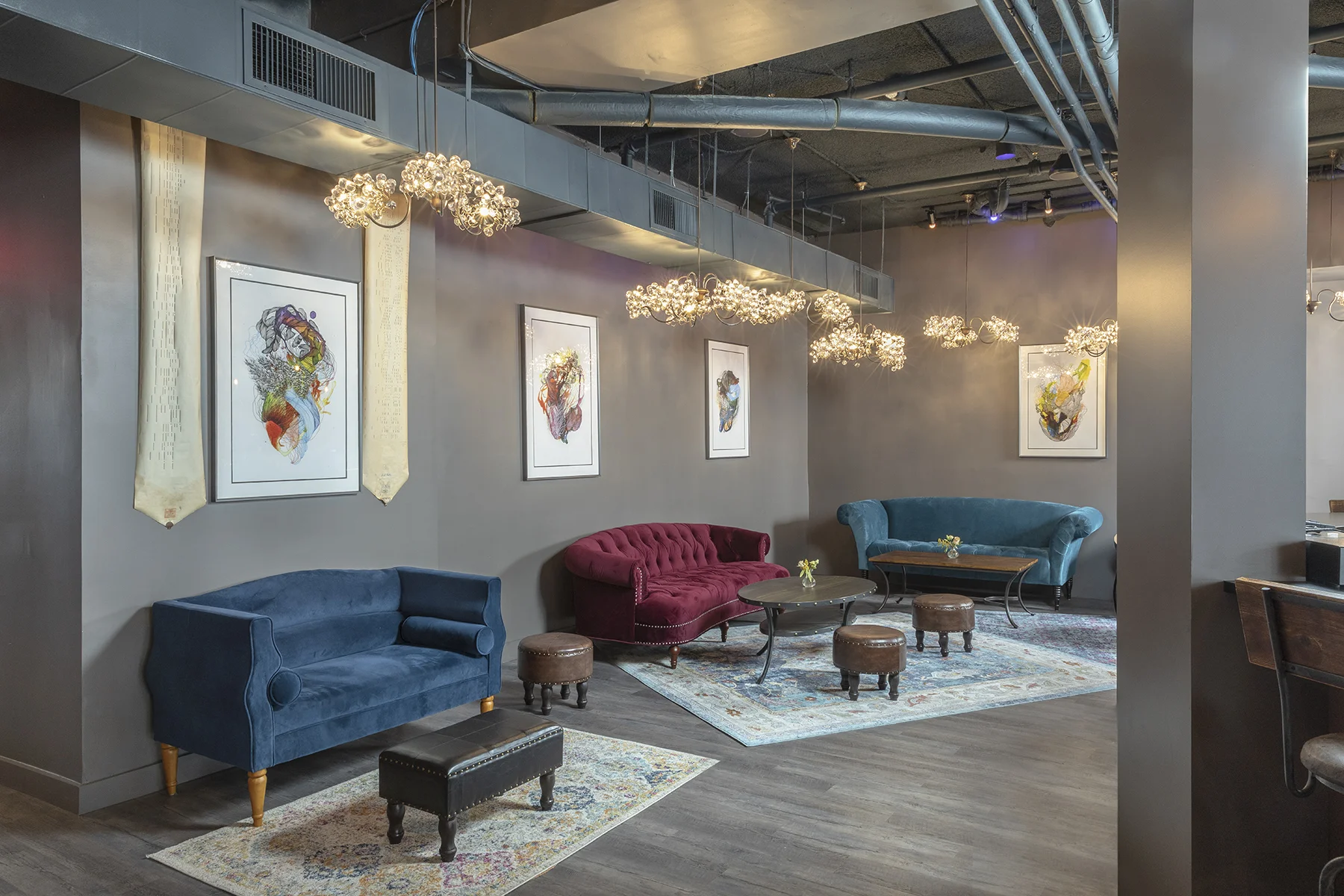 lounge2.jpg