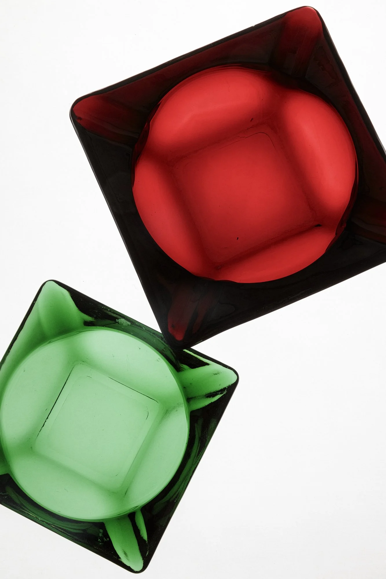 red and green ashtrays.jpg