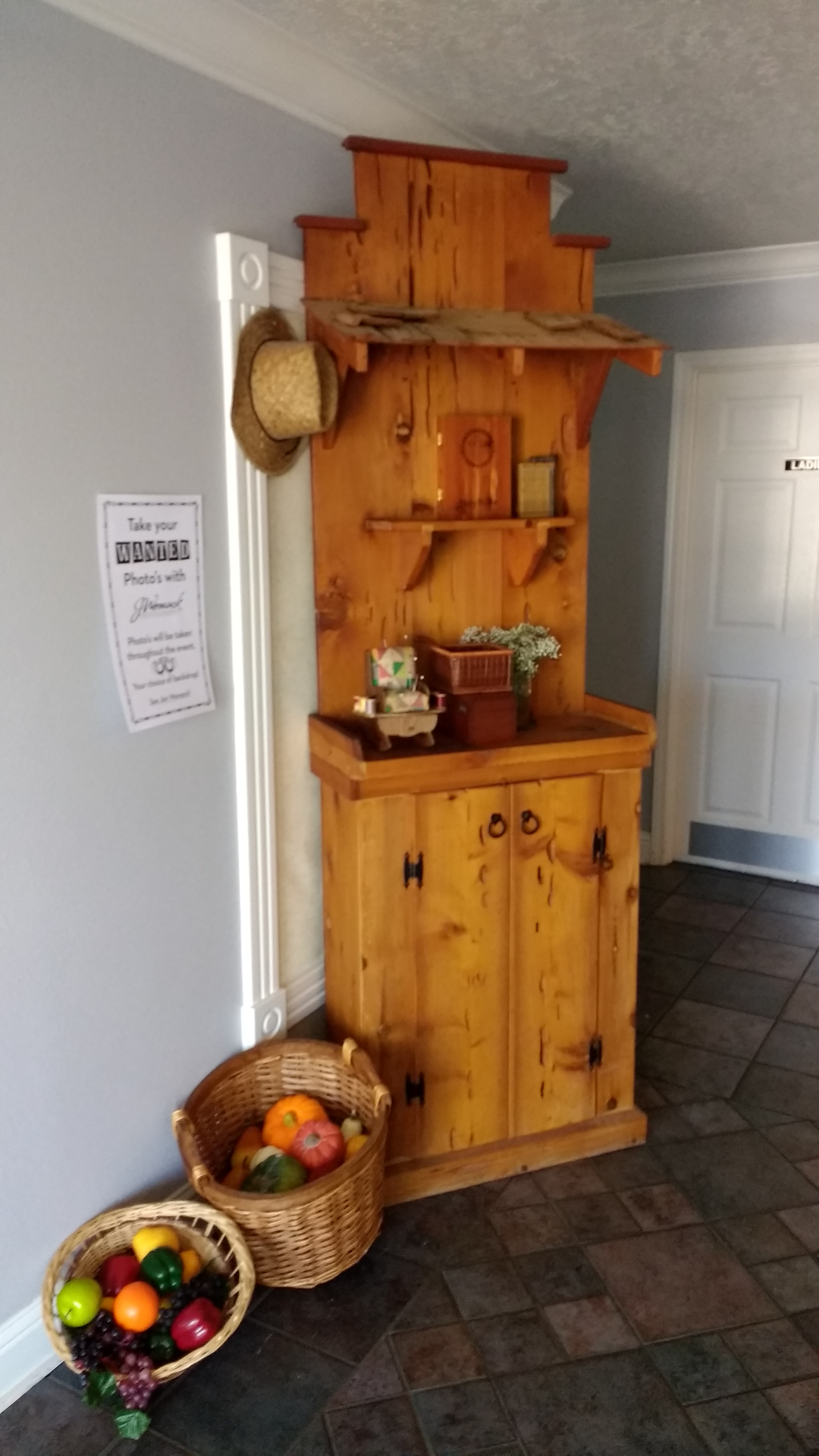 Entrance into the Banquet Room!