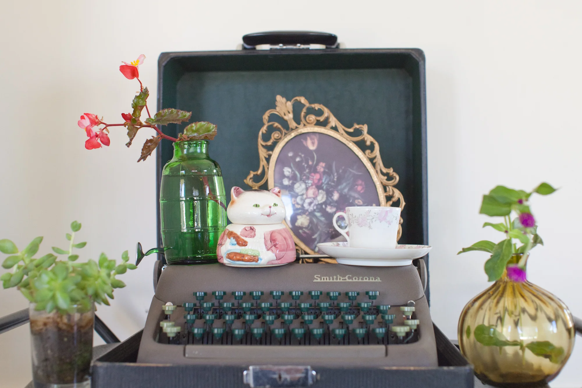 This model was one of the first typewriters to have green keys instead of the standard black! Its a beast!