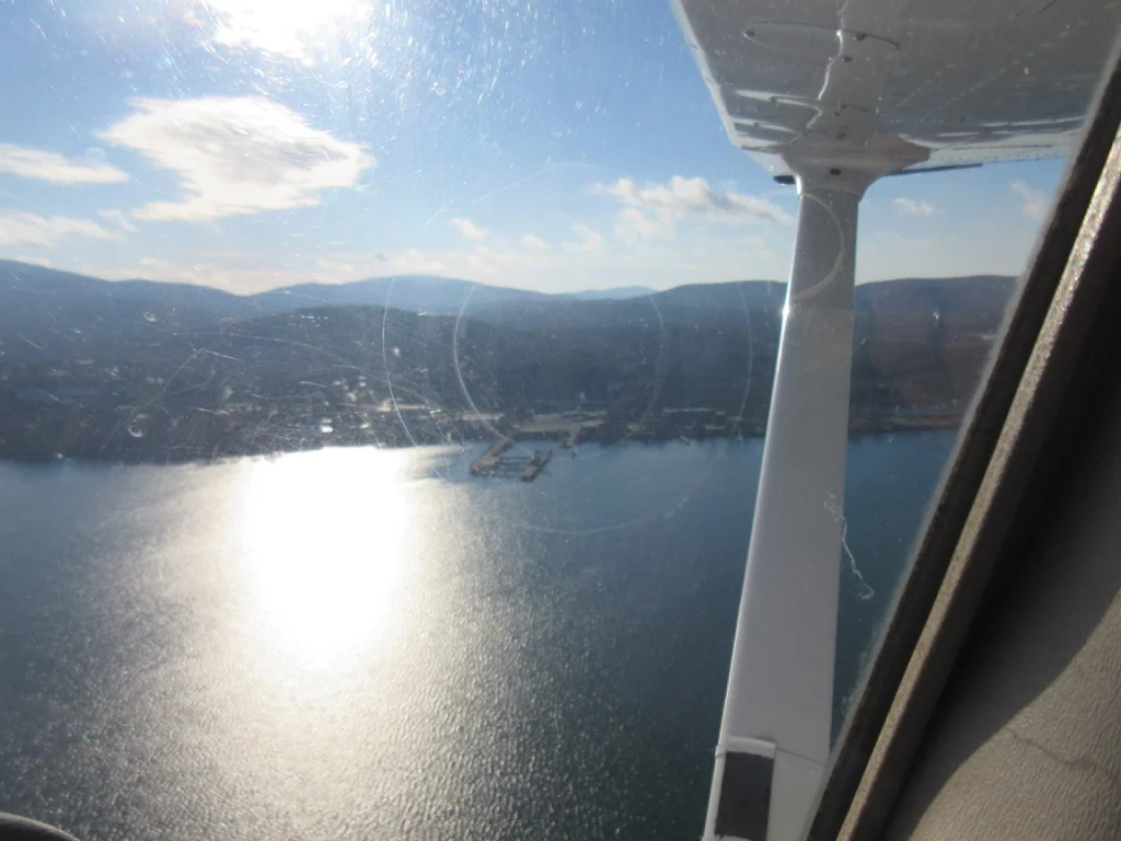 By the time I departed, the front had completely passed through and the summit was completely visible. The remaining high pressure left great visibility but plenty of turbulence! It made for an interesting landing back home.