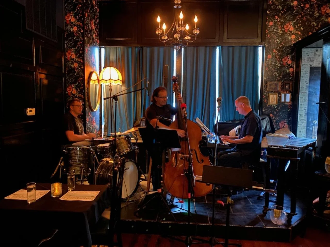 The Jazz Troubadours 